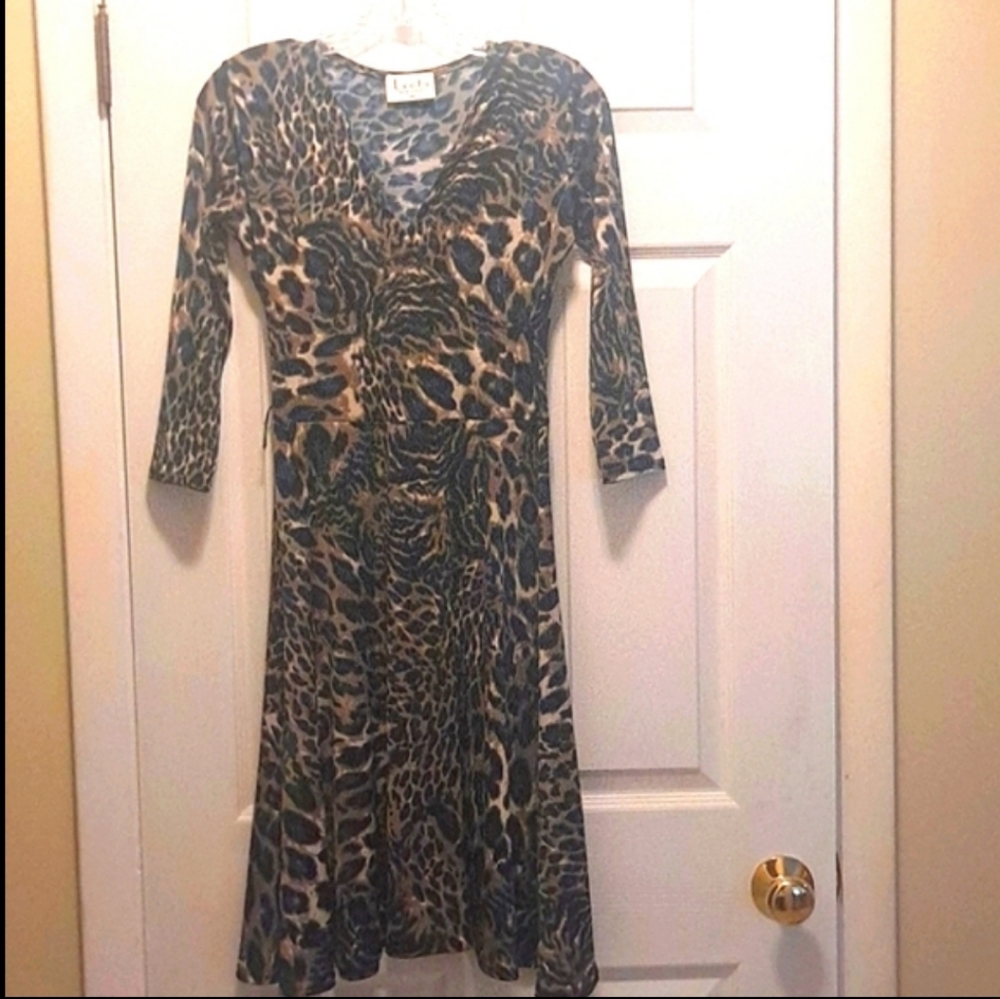 Leota New York Leopard Faux Wrap Dress 3/4 Sleeves Wrinkle Free Made in …